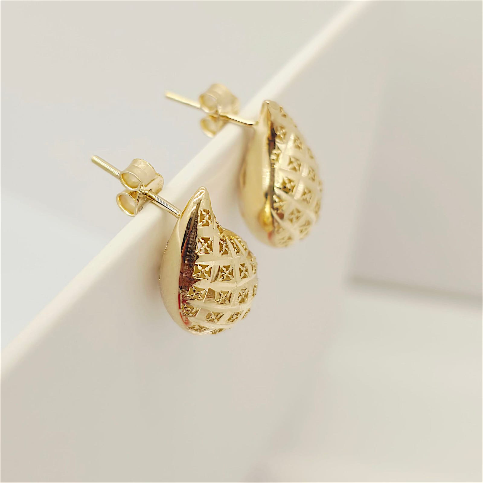 product-details